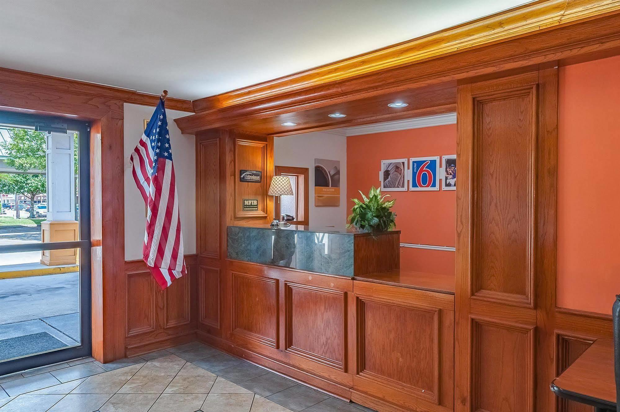Executive Thibodaux New Orleans Hotel Luaran gambar