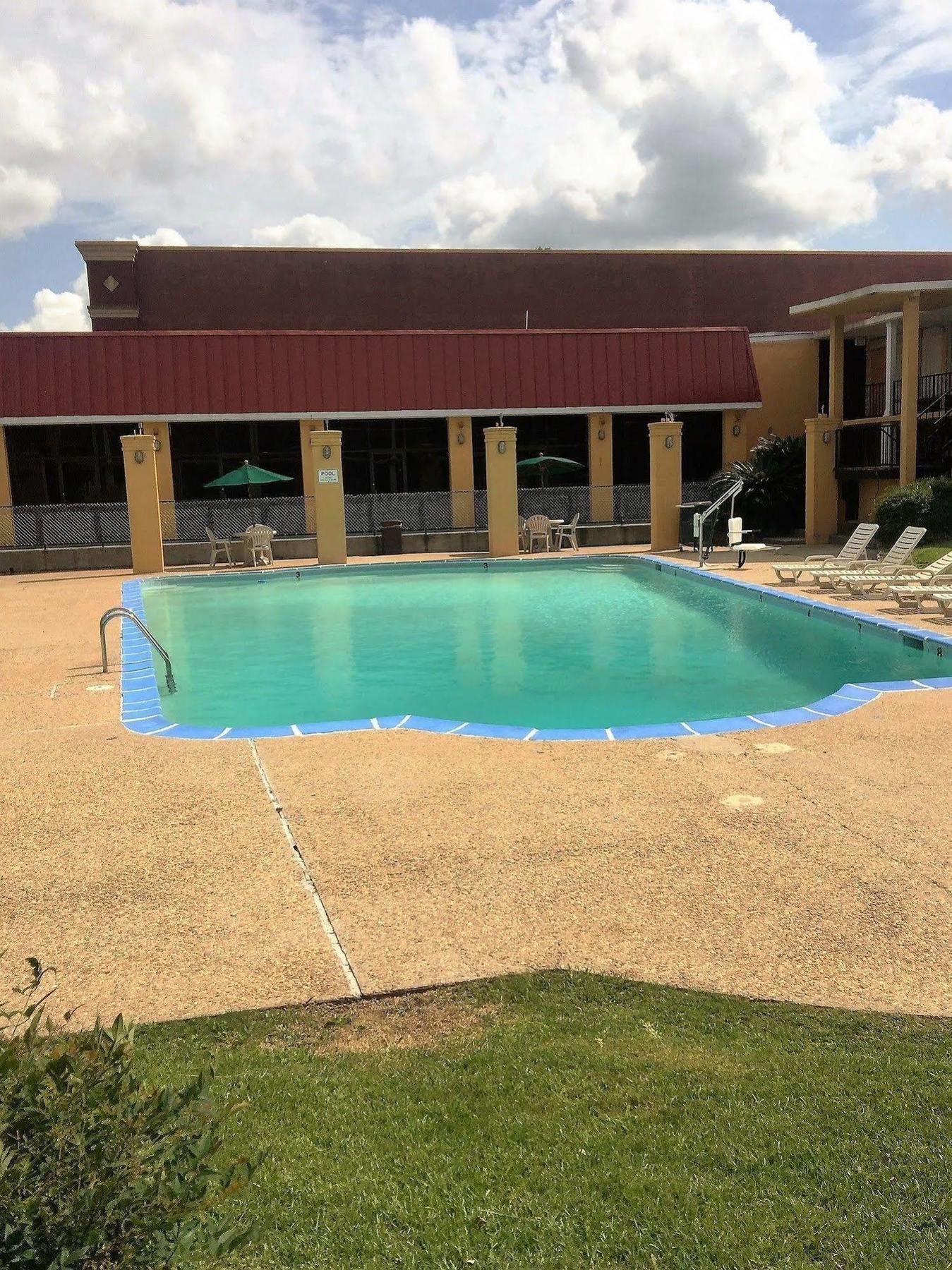 Executive Thibodaux New Orleans Hotel Luaran gambar